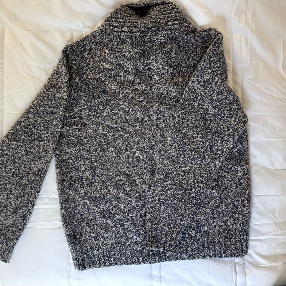 L.L. Bean Men's Blue & Cream Lambswool Sweater sz L - Picture 5 of 5